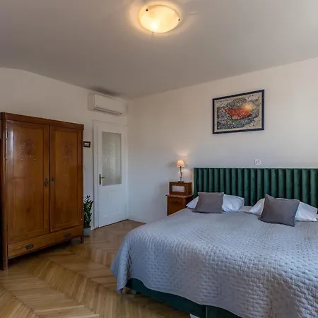 Apartment The Heart Of